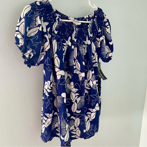 Hamakua tropical Hawaiian floral blue MUMU SMOCK TOP size small NWT - Picture 2 of 7